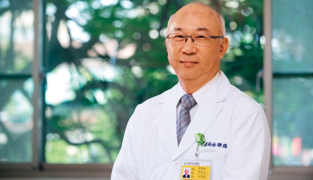 台南市立醫院牟聯瑞 教授級醫師守護社區肝癌病人 康健雜誌