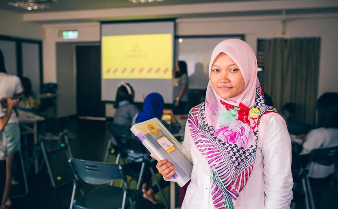 她是移工也是老師，是學生也是母親──來自印尼的 Ainy 回家倒數，「台灣很好，但能留在家鄉更好」