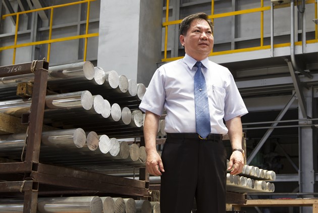燁鋒輕合金董事長劉光輝，鑽研鋁合金的生產技術30餘年。