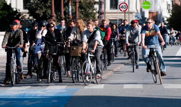Why Bike to Work? Benefits for Cyclists Around the World